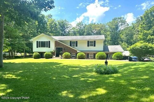 3572 W Bristol Circle, East Stroudsburg, PA, 18302 | Card Image