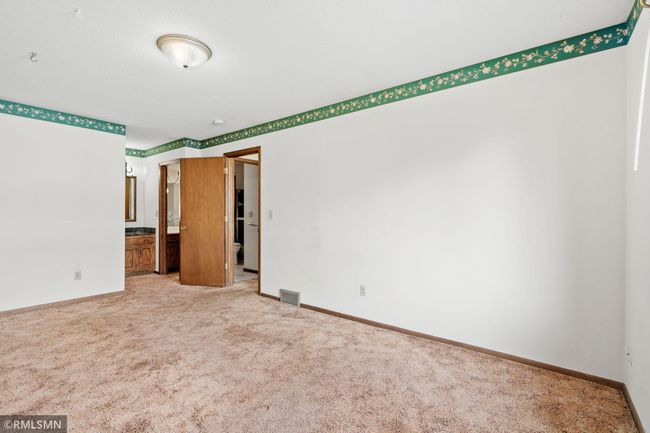 23-web-or-mls-4307 Evergreen Dr-23.jpg | Image 23