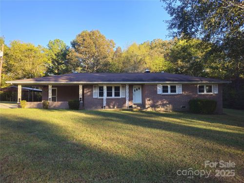 979 Meadowbrook Rd, chester, SC, 29706-8289 | Card Image