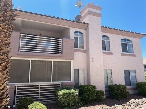 unit-252-4555 E Sahara Ave, Las Vegas, NV, 89104-6372 | Card Image