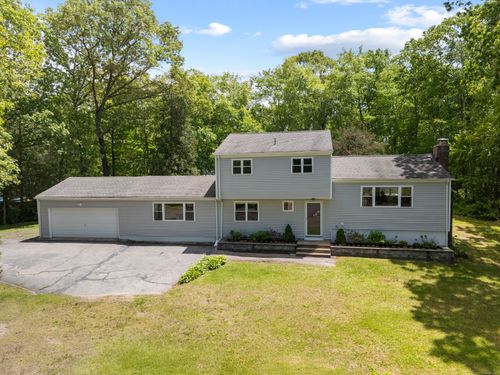15 Ridgewood Dr, Monroe, CT, 06468-1032 | Card Image