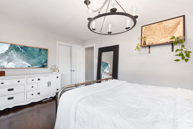 10830 S Tripp Ave, House other with 3 bedrooms, 2 bathrooms and 2 parking in Oak Lawn IL | Image 15