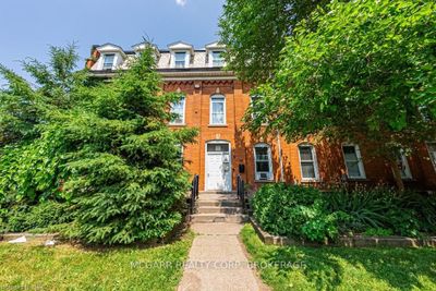 38 - 42 Court St, Home with 0 bedrooms, 18 bathrooms and 6 parking in Saint Catharines ON | Image 2