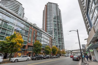 3103 - 688 Abbott St, Condo with 1 bedrooms, 1 bathrooms and 1 parking in Vancouver BC | Image 1