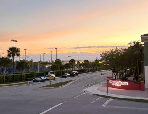 apt-226-11102 Nw 83rd St, Doral, FL, 33178-1742 | Card Image