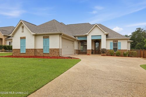 403 W Cowan Creek Cv, Brandon, MS, 39047-6696 | Card Image