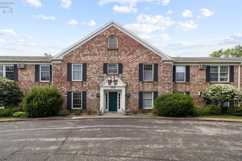 215-4704 Venice Heights Boulevard, Sandusky, OH, 44870 | Card Image