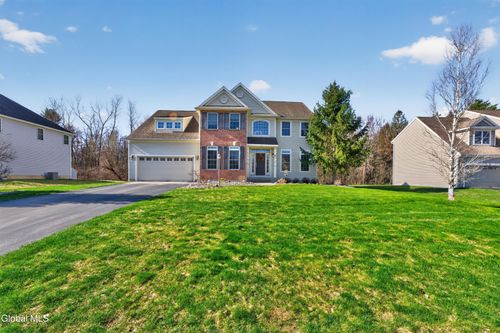 41 Empire Dr, Niskayuna, NY, 12309-3150 | Card Image