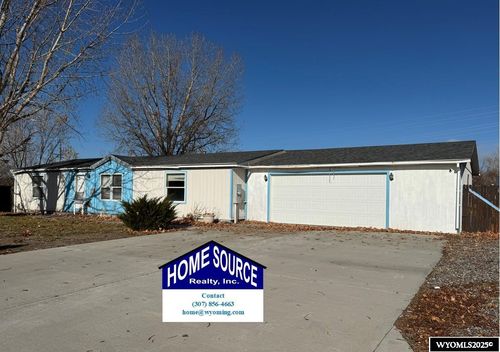 1024 Piedmont Ct, Riverton, WY, 82501-3947 | Card Image