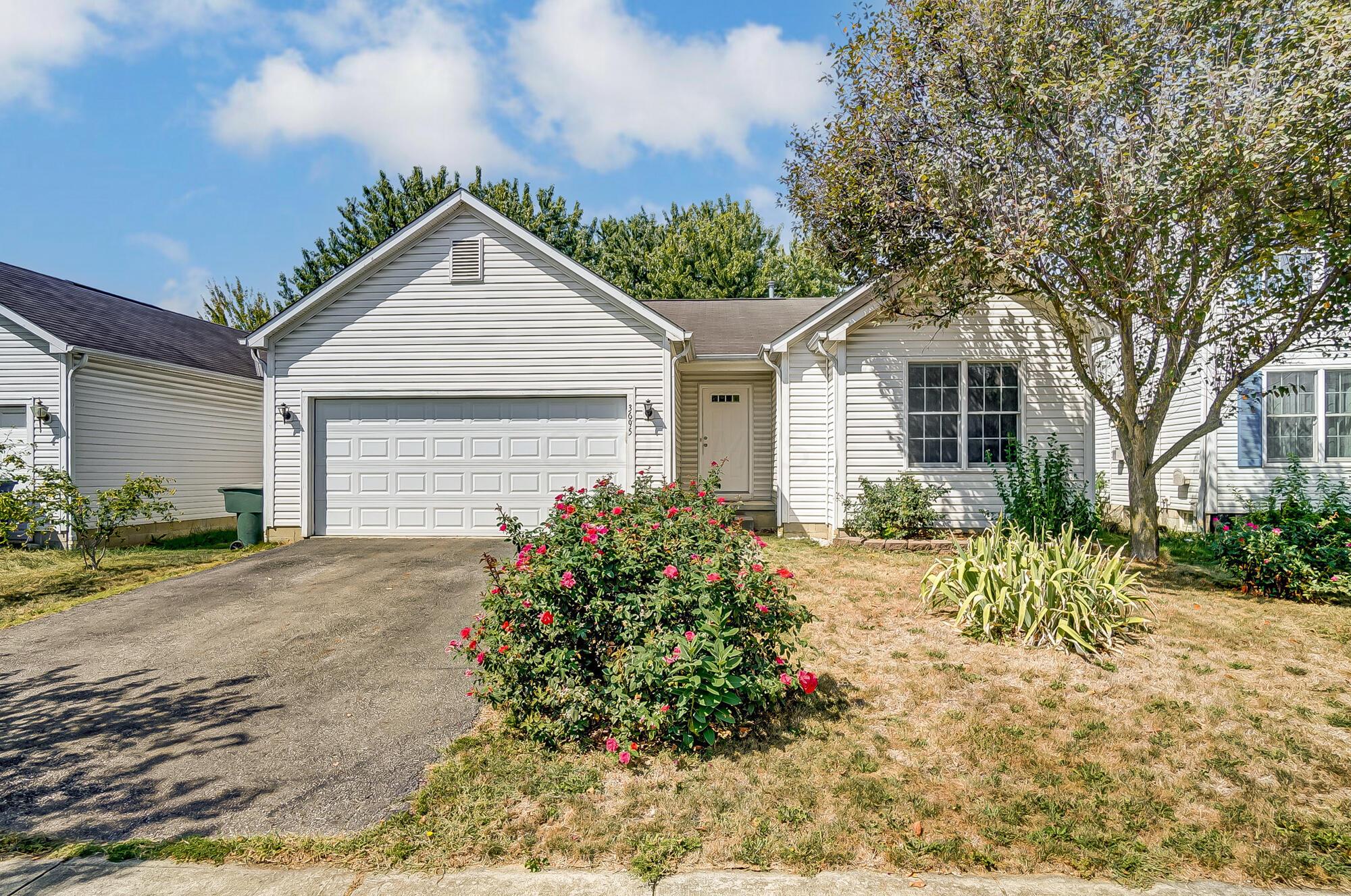Petiole Way, Columbus, OH 43207