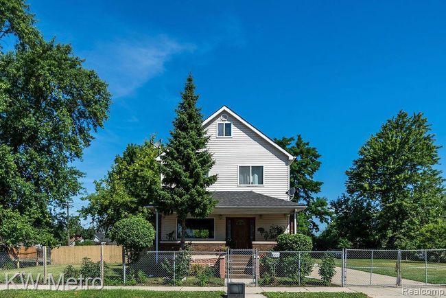 8864 Rathbone Street, Home with 3 bedrooms, 2 bathrooms and null parking in Detroit MI | Image 1
