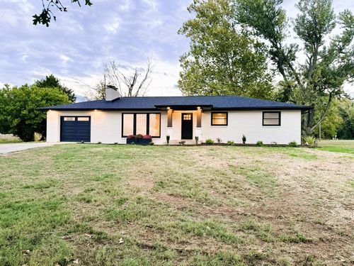 1890 S Carnation Drive, Aurora, MO, 65605 | Card Image