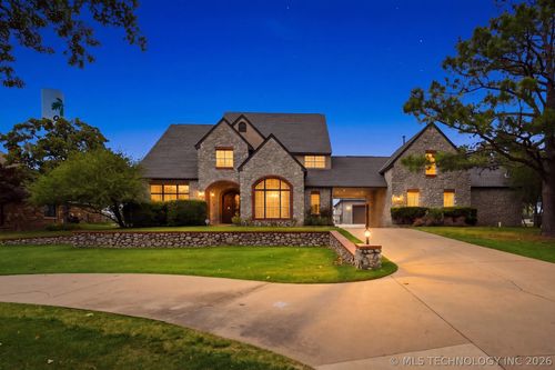 4809 Oak Leaf Dr, Tulsa, OK, 74132-2129 | Card Image