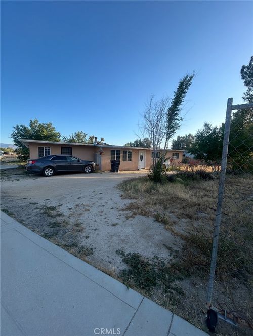 9636 E Avenue Q2, Palmdale, CA, 93591-2221 | Card Image