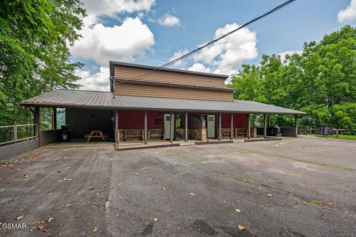 106-a-and-b-4238 Dollys Dr, Sevierville, TN, 37876-8616 | Card Image