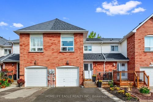 43-169 William Curtis Cir, Newmarket, ON, L3Y8L8 | Card Image