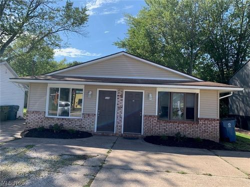 326/328 Abbe Road, Sheffield Lake, OH, 44054 | Card Image