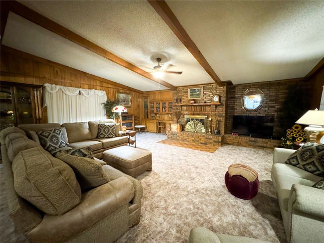 1001 N Avenue H, House other with 3 bedrooms, 3 bathrooms and null parking in Haskell TX | Image 9