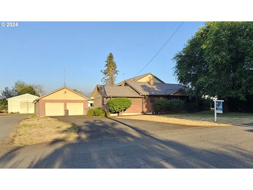 1176 Se 4th Ave, MillCity, OR, 97360 | Card Image