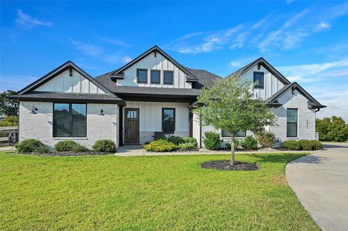 9031 Scarborough Dr, Iola, TX, 77861-4902 | Card Image