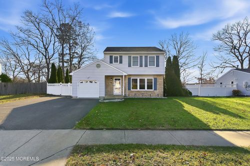 28 Bayberry Ct, Howell, NJ, 07731-2875 | Card Image