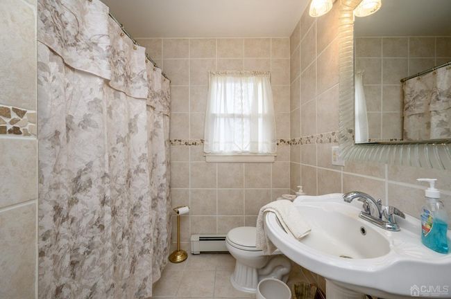 40 Readington Rd, House other with 3 bedrooms, 2 bathrooms and null parking in Whitehouse Station NJ | Image 20