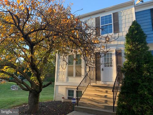 1658 Colonial Way, FREDERICK, MD, 21702-3919 | Card Image