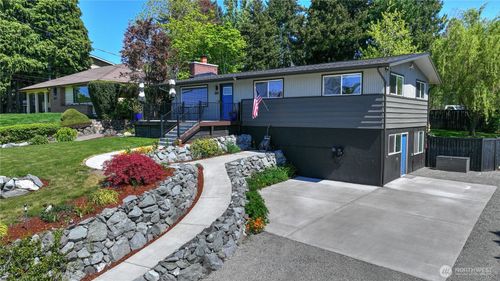 2143 Willow Lane W, Tacoma, WA, 98466 | Card Image