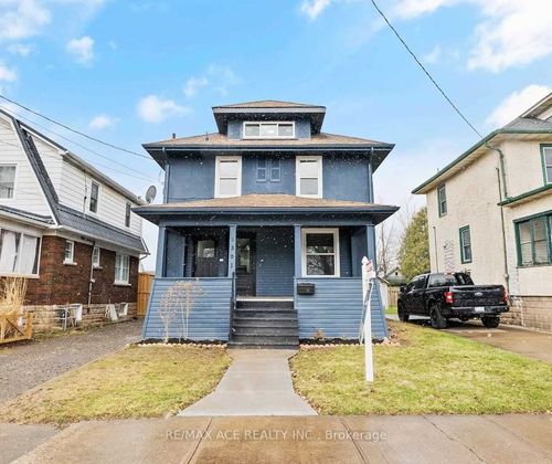 5301 3rd Ave, Niagara Falls, ON, L2E4M6 | Card Image