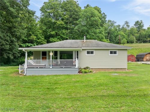 71050 Barries Dr, Martins Ferry, OH, 43935-2323 | Card Image