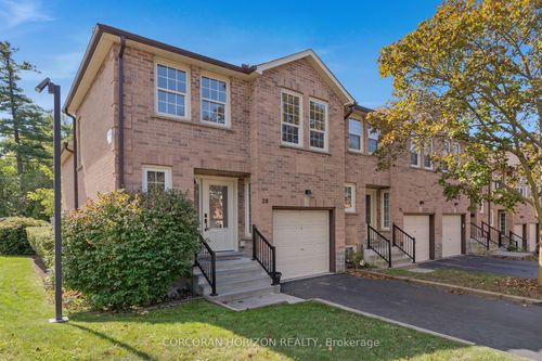28-375 Holiday Inn Dr, Cambridge, ON, N3C3P6 | Card Image