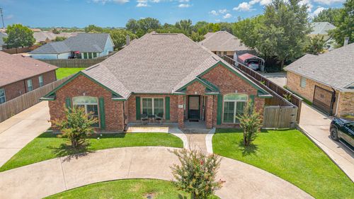 503 Northgate Dr, Waxahachie, TX, 75165-4640 | Card Image