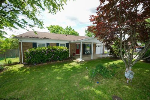 103 Apolla Dr, Morgantown, WV, 26501-7102 | Card Image