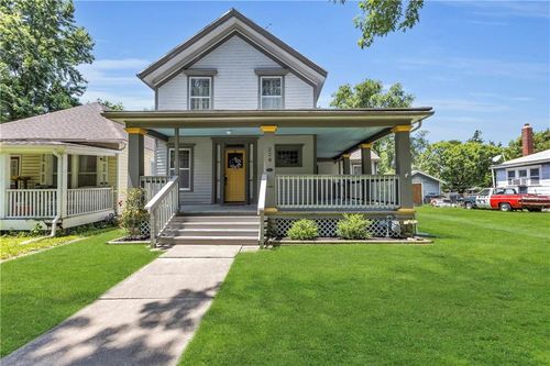 228 S Elm St, Ottawa, KS, 66067-2137 | Card Image