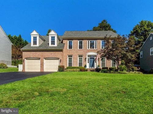 7834 Preakness Ln, Fairfax Station, VA, 22039-3414 | Card Image