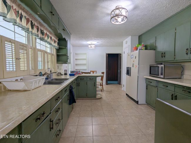 7525 Old Maynardville Pike, House other with 3 bedrooms, 2 bathrooms and null parking in Knoxville TN | Image 19