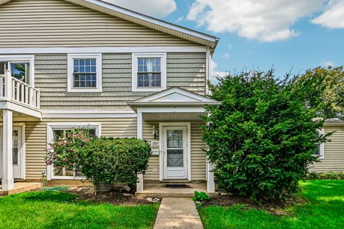 1205 Quincy Ct, Wheeling, IL, 60090-2317 | Card Image