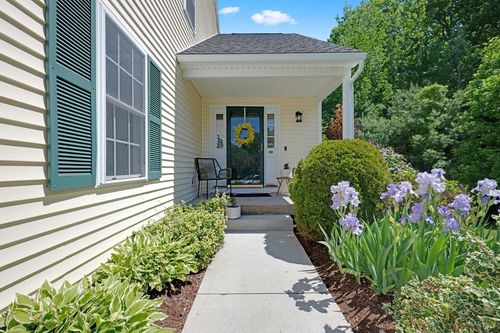 d-29 Coldspring Dr, Sutton, MA, 01590-2966 | Card Image