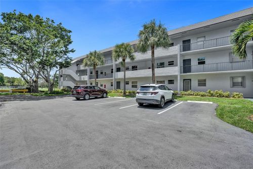 apt-h103-8370 Sands Point Blvd, Tamarac, FL, 33321-3839 | Card Image
