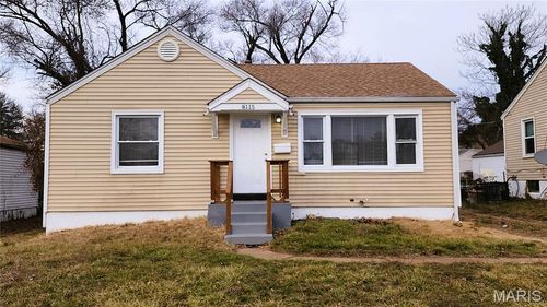 8115 Myrick St, Berkeley, MO, 63134-2215 | Card Image