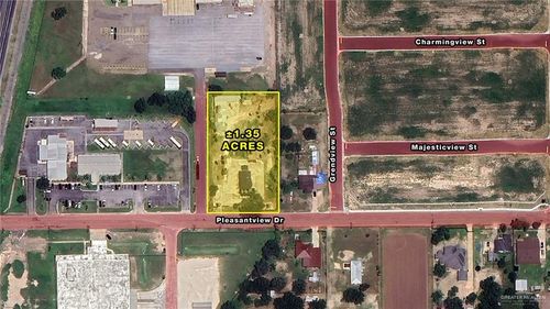 502 S Pleasantview Dr, Weslaco, TX, 78596-9104 | Card Image