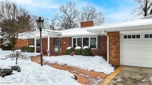 922 Glendale Rd, Marietta, OH, 45750-1532 | Card Image