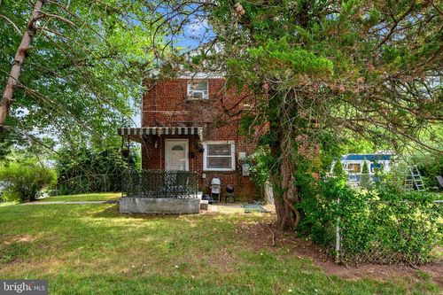 620 71st Ave, CAPITOL HEIGHTS, MD, 20743-1737 | Card Image