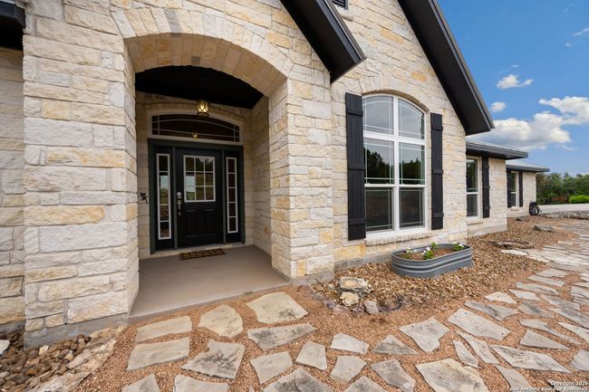 212 Vista View Pl, House other with 4 bedrooms, 2 bathrooms and null parking in Spring Branch TX | Image 10