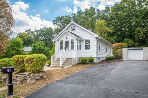 72 Langdon Ave, Wharton, NJ, 07885-1709 | Card Image