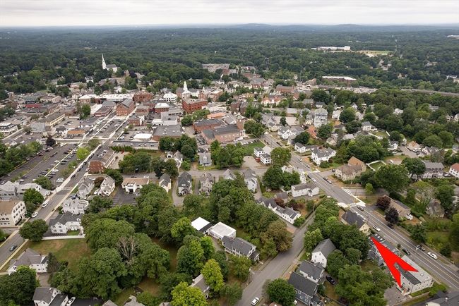 1 - 51 Elm St, House attached with 4 bedrooms, 2 bathrooms and 2 parking in Andover MA | Image 24