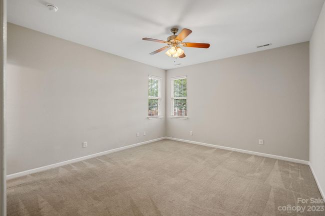 9814 Forest Run Ln, House other with 3 bedrooms, 2 bathrooms and null parking in Charlotte NC | Image 17