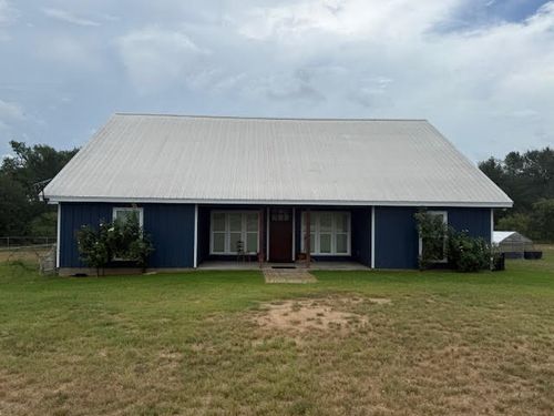 305 Goertz Dr, Red Rock, TX, 78662-2872 | Card Image