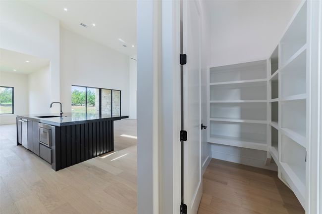 125 Azalea Loop, House other with 3 bedrooms, 3 bathrooms and 3 parking in Horseshoe Bay TX | Image 19