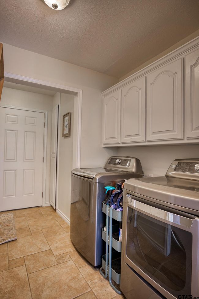 3662 An County Road 359, Home with 3 bedrooms, 3 bathrooms and null parking in Palestine TX | Image 14
